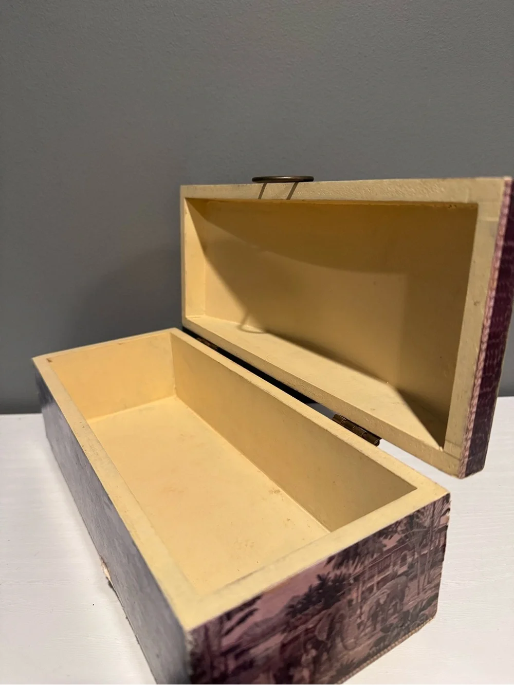 Decorative Purple Patterned Storage Box with Ring Handle